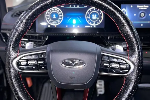 فونیکس، آریزو 6 جی تی (Z6 GT)