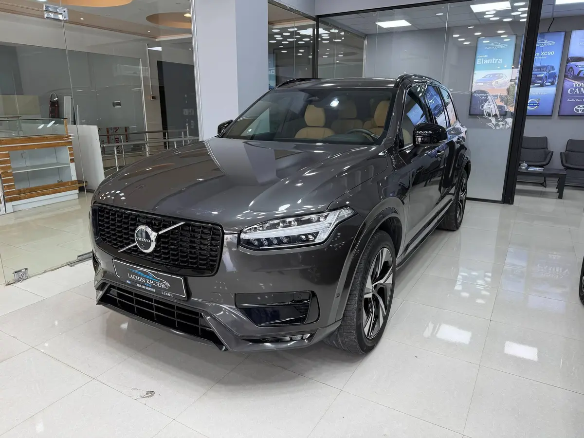 ولوو،  XC90