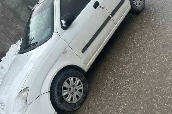 تیبا، صندوق دار