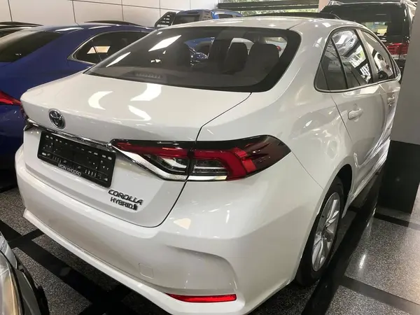 تویوتا، کرولا هیبرید