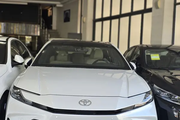 تویوتا، کمری هیبرید