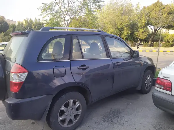 ام وی ام، X33