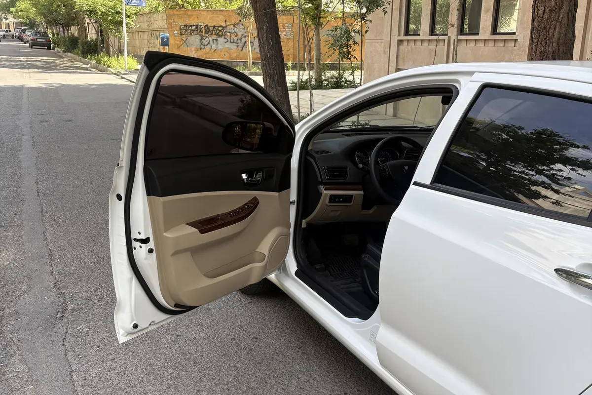 شاهین،  پلاس اتوماتیک AT
