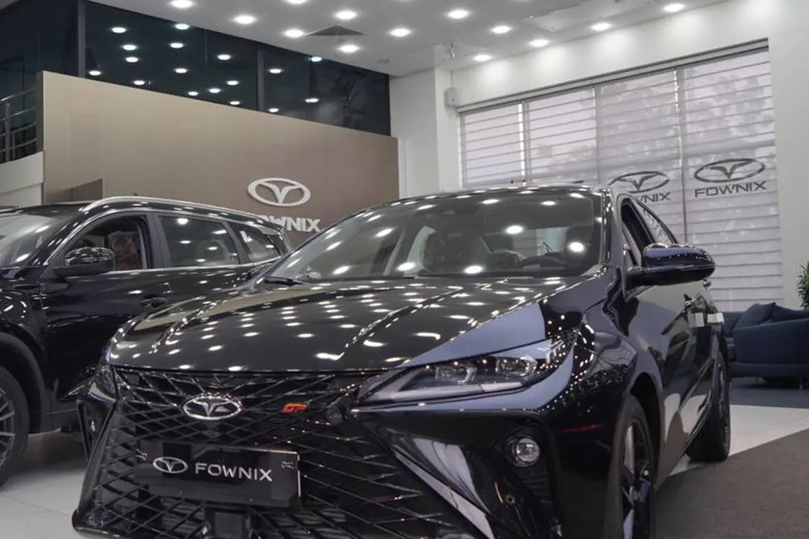 فونیکس،  آریزو 6 جی تی (Z6 GT)