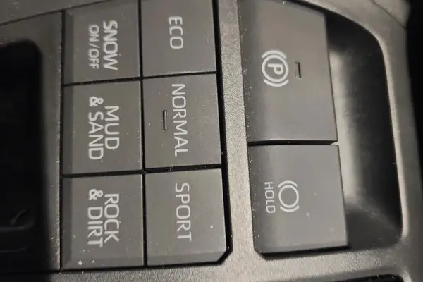 تویوتا، راوفور