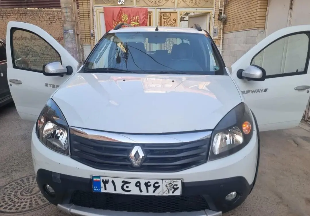 رنو،  ساندرو استپ وی
