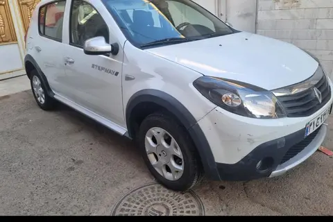 رنو، ساندرو استپ وی