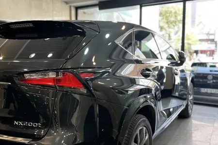 لکسوس NX