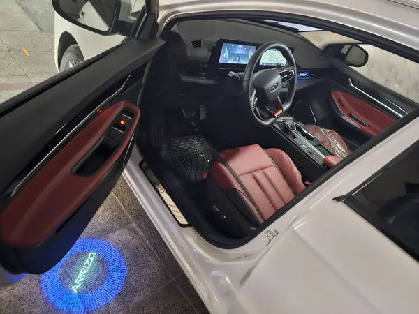 فونیکس، آریزو 6 جی تی (Z6 GT)