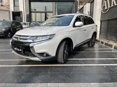 میتسوبیشی، اوتلندر