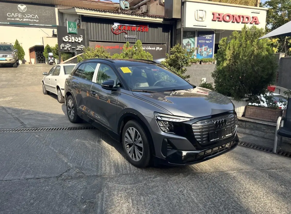 آئودی،  Q5 e-tron