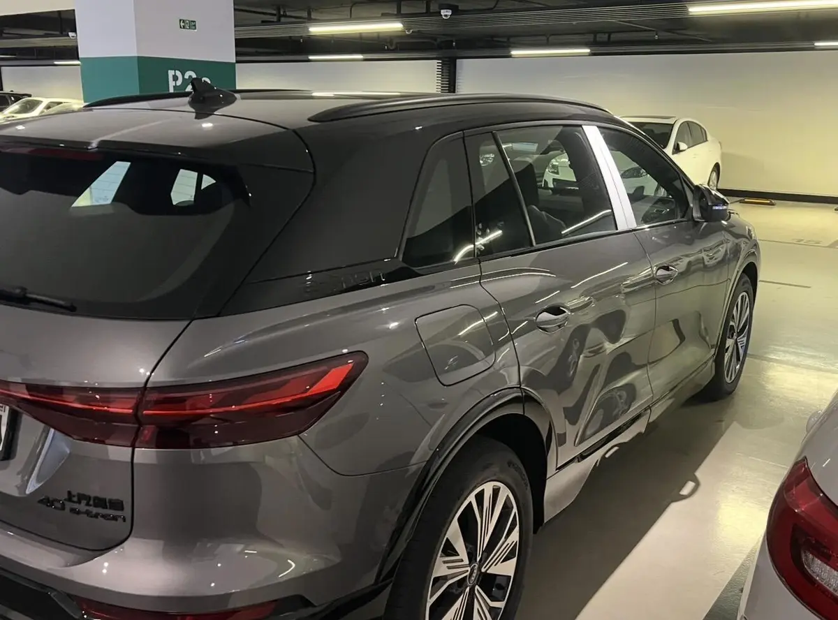 آئودی،  Q5 e-tron