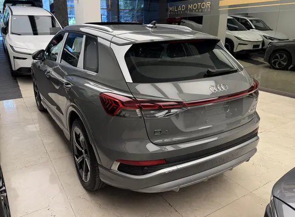 آئودی  Q4 e-tron