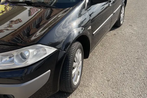 رنو، مگان (مونتاژ)