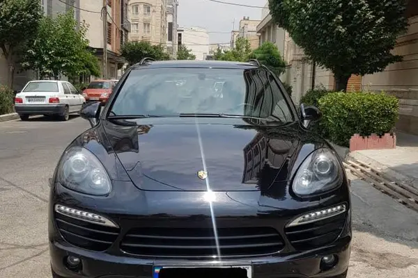 پورشه، کاین