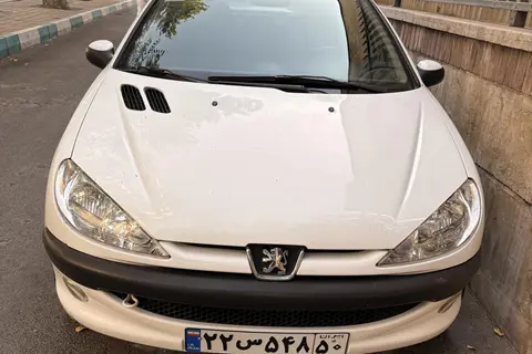 پژو، 206