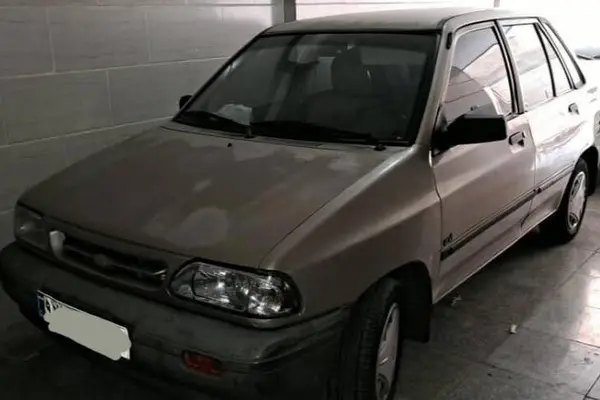 پراید، صندوق دار