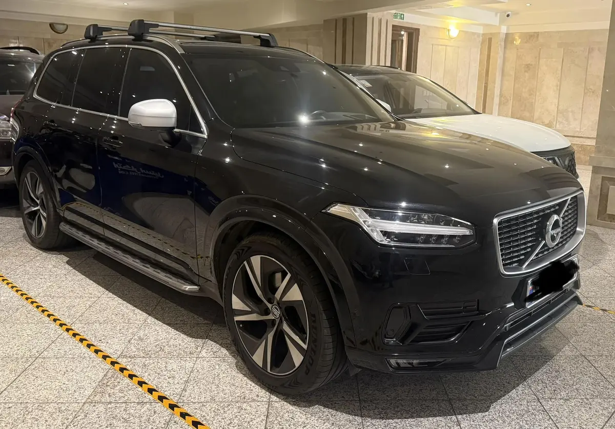 ولوو،  XC90