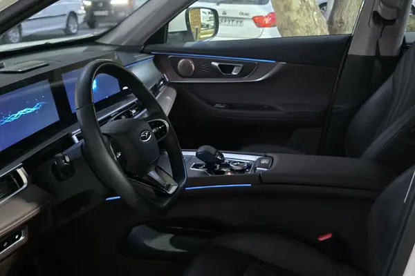 فونیکس  تیگو 8 پرو هیبرید (F8 PRO PHEV)