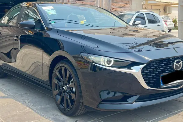 مزدا، 3 وارداتی