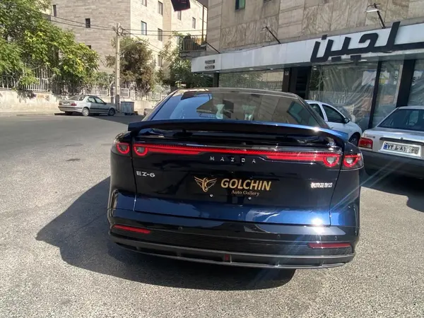 مزدا  EZ6