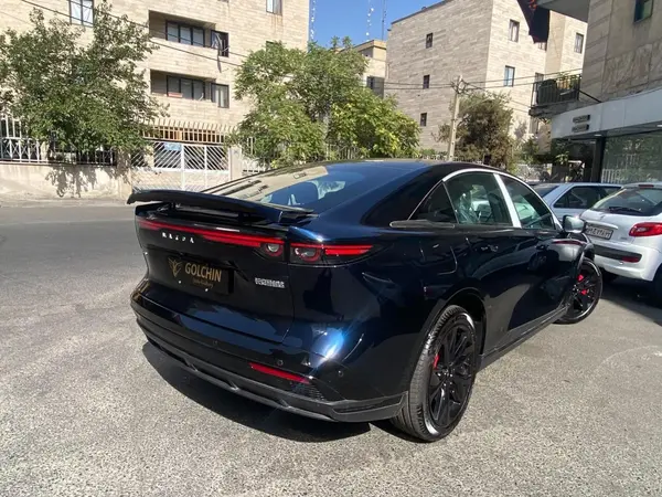 مزدا  EZ6