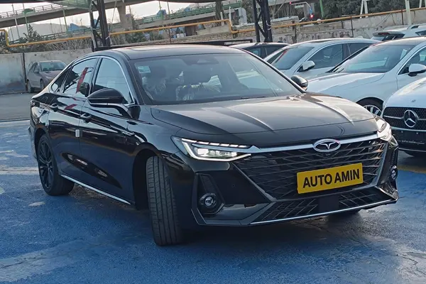 فونیکس، آریزو 8 (Z8)