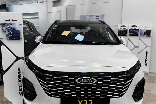 ام وی ام، X33 کراس