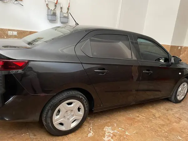 تارا، دنده ای V1