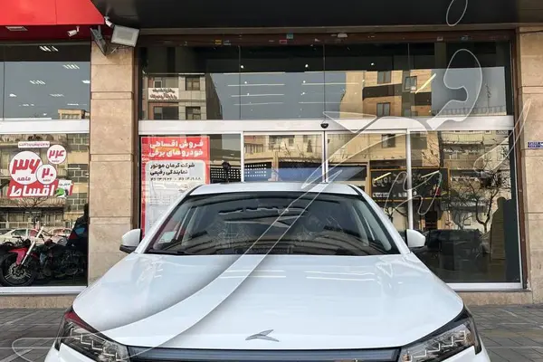 پیش فروش کی ام سی، J7