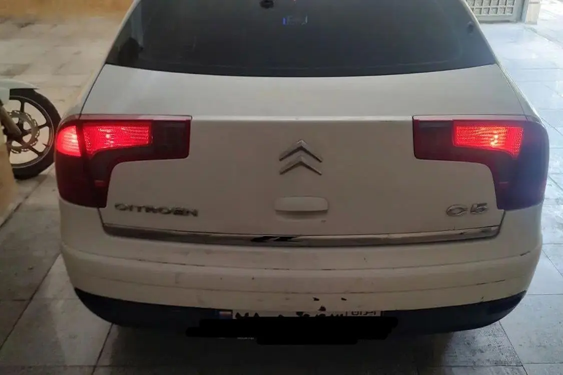 سیتروئن،  C5