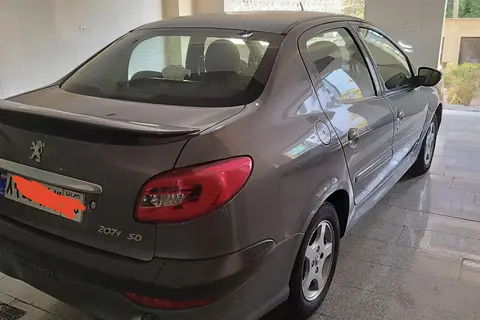 پژو، 207 صندوقدار