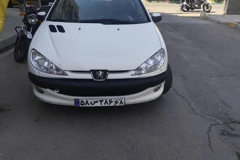 پژو، 206