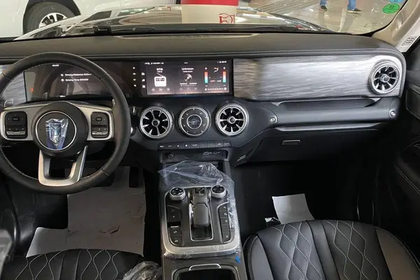 تانک  300 مونتاژی
