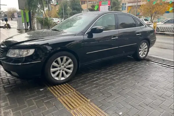 هیوندای، آزرا (گرنجور)