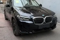 ب ام و، iX3