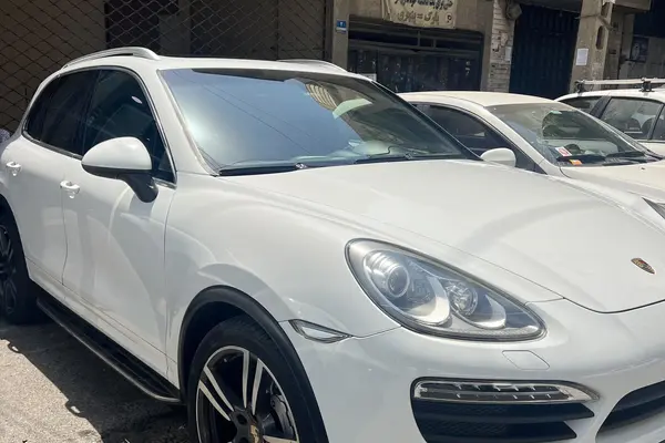 پورشه، کاین