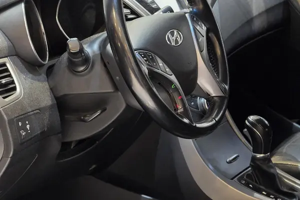 هیوندای، النترا