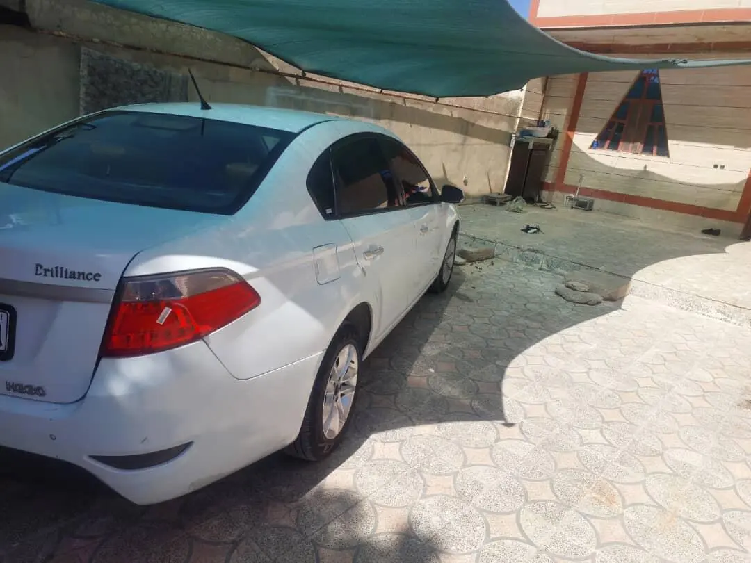 برلیانس،  H330