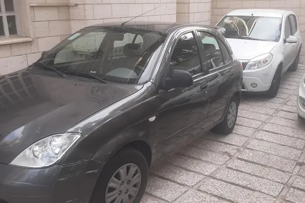 تیبا، هاچ بک