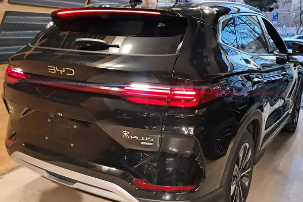 بی وای دی، سانگ پلاس DMi