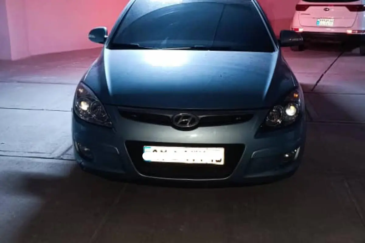 هیوندای  i30