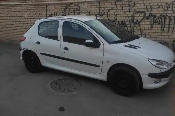 پژو،  206