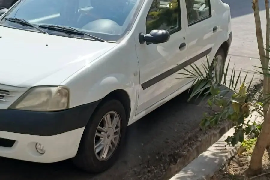 رنو،  پارس تندر