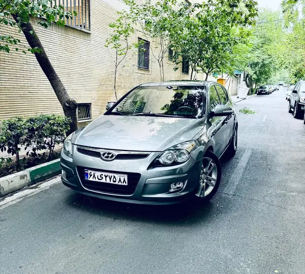 هیوندای  i30
