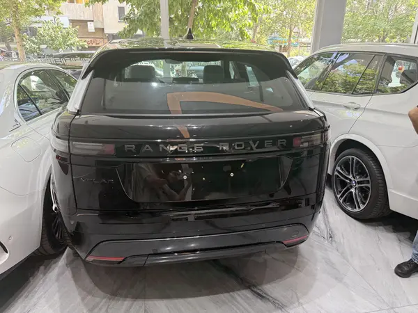 لندرور، رنجرور ولار