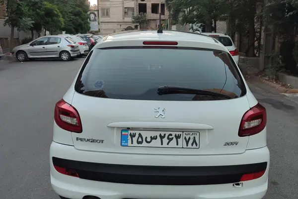 پژو  207