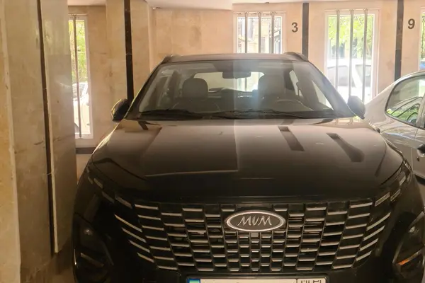 ام وی ام  X33 کراس