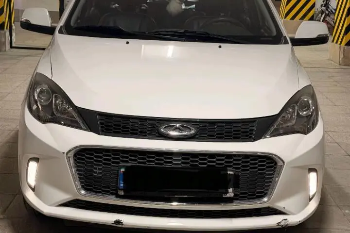 ام وی ام،  315هاچ بک