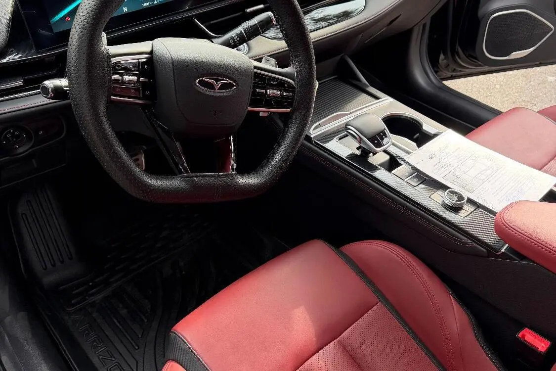 فونیکس،  آریزو 6 جی تی (Z6 GT)